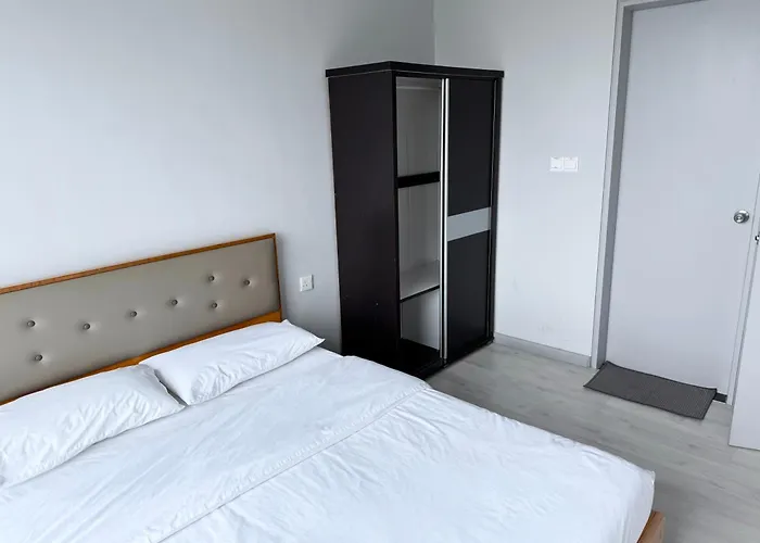 Upper Floor City View With Jesselton Quay Near Suria Sabah & Jesselton Point